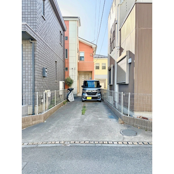 横浜市南区三春台 外観