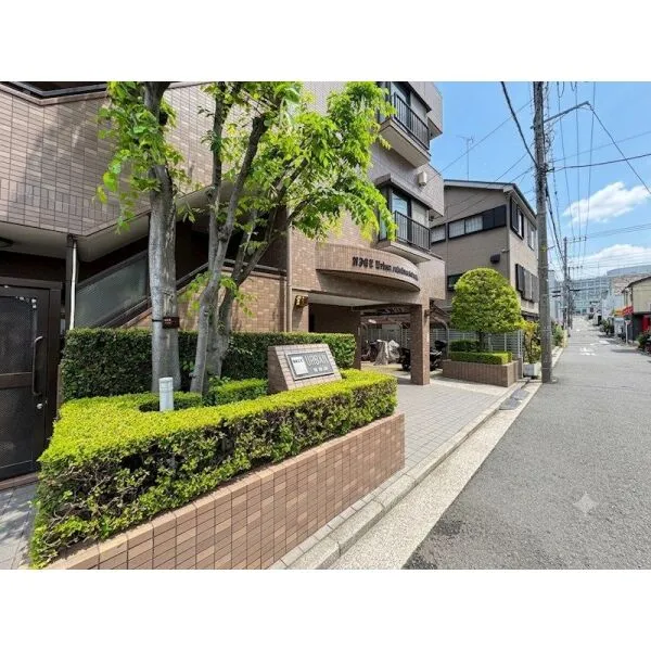 ナイスアーバン横濱白楽 【外観】東急東横線「白楽」駅徒歩10分！六角橋商店街まで徒歩5分♪駅まで平坦アクセス、閑静な住宅・…