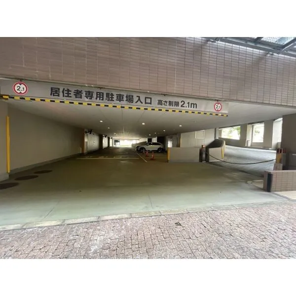 あべのグラントゥール 駐車場