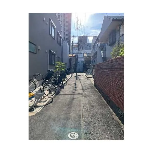 杉並区西荻南３丁目 前面道路（南側）