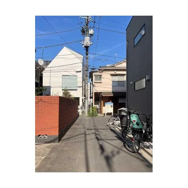 杉並区西荻南３丁目 前面道路（南側）