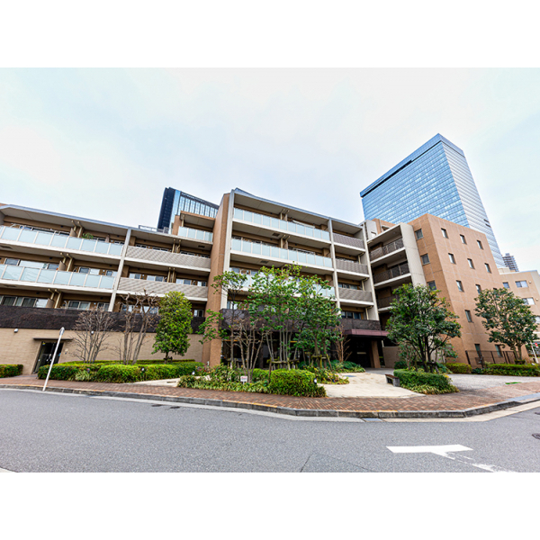 リビオ新宿ザ・レジデンス 外観