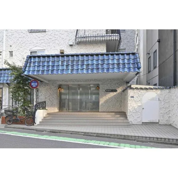秀和番衆町レジデンス エントランス(撮影年月:2026年08月)