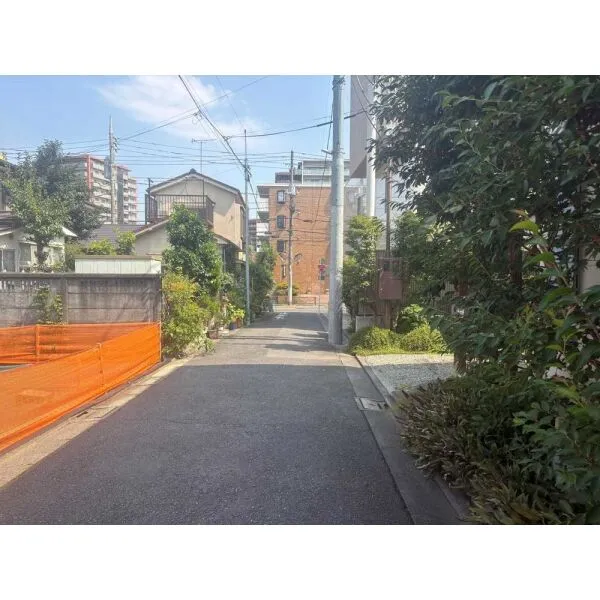 杉並区高井戸東3丁目 前面道路(撮影年月:2026年08月)
