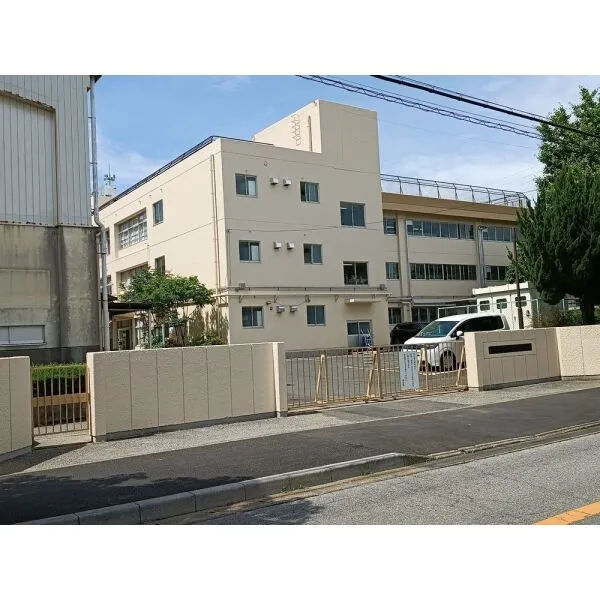 松戸市新松戸南１丁目 松戸市立新松戸南中学校（中学校）まで約630m（徒歩8分）