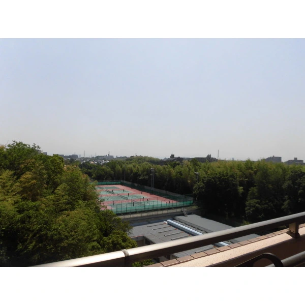 千里・桃山台プライマージュ 南東側バルコニーからの眺め