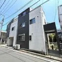 横浜市中区小港町３丁目 各居室や洗面所、浴室、トイレなどに窓があり、通風良好