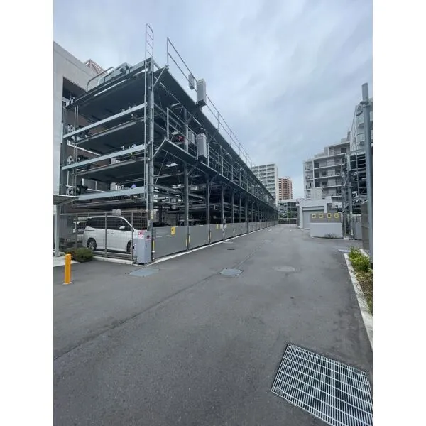 クレヴィアシティ西神中央 駐車場
