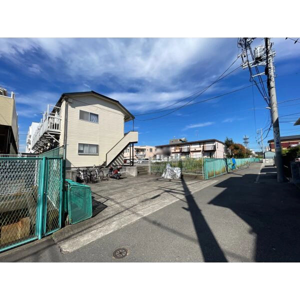 湘南スカイハイム 前面道路