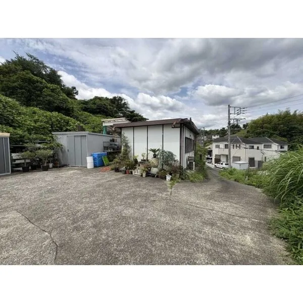 横浜市保土ケ谷区今井町 現地：倉庫、物置有(撮影年月：2026年08月)