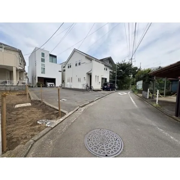 立川市錦町５丁目 前面道路含む現地写真