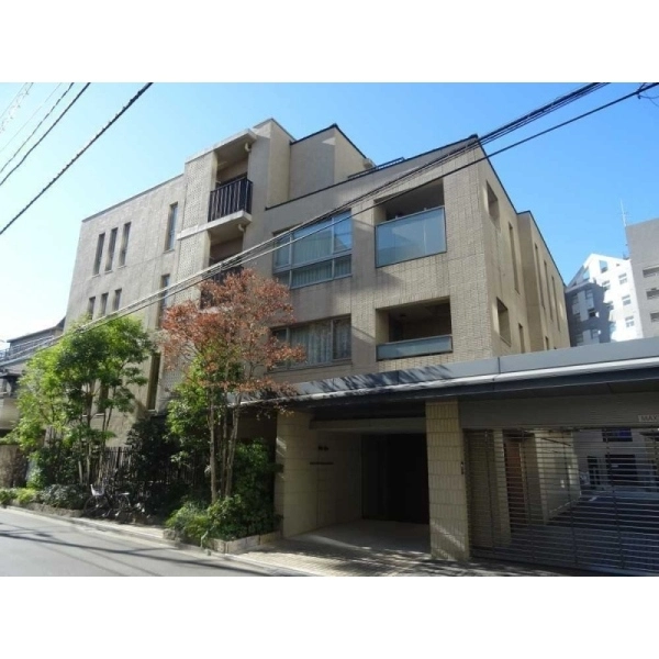 プラウド四谷大京町 外観