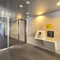 プラウド平安通 風除室（南側）