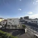 鶴見パークハイツ ＜眺望写真（2026年5月撮影）＞バルコニー前面は高い建物がなく、開放感がある眺望です。