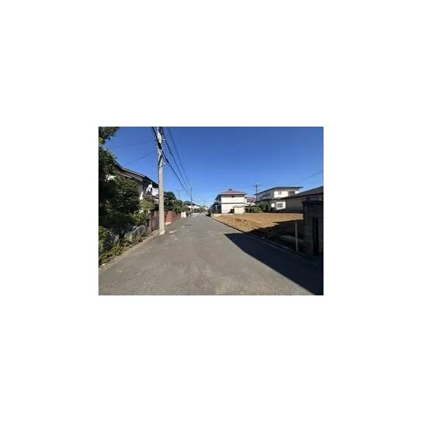 横浜市港南区日限山４丁目 現地（２０２６年１０月撮影）２号地は奥側