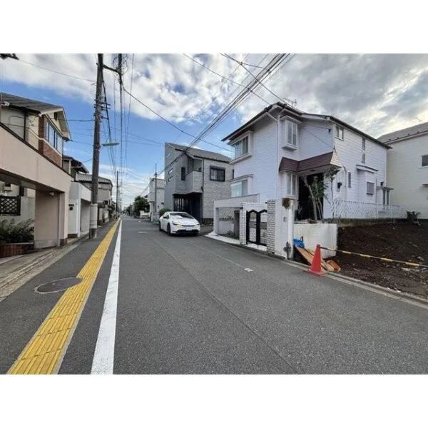 世田谷区上用賀6丁目 前面道路