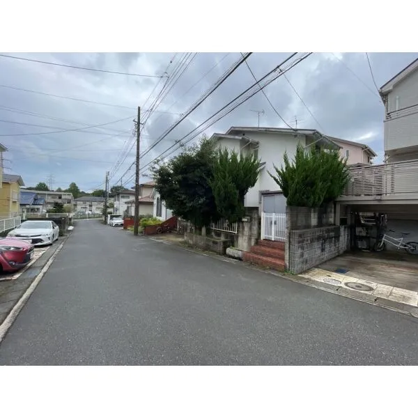 横浜市緑区霧が丘6丁目 前面道路
