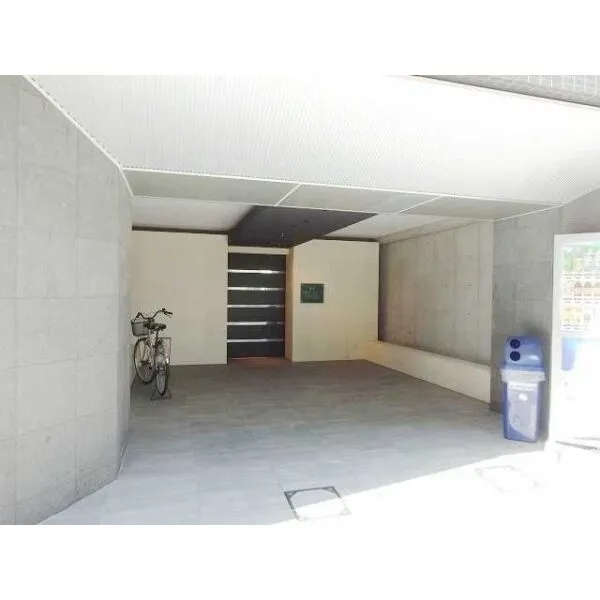 ヴォーガコルテ早稲田弐番館 エントランス