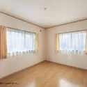 岩倉市大市場町郷廻 洋室