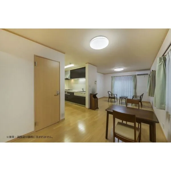 岩倉市大市場町郷廻 リビング
