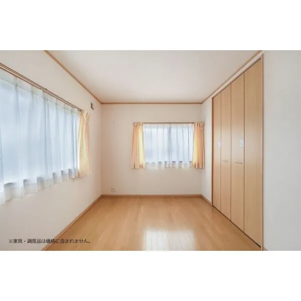 岩倉市大市場町郷廻 洋室