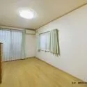 岩倉市大市場町郷廻 洋室