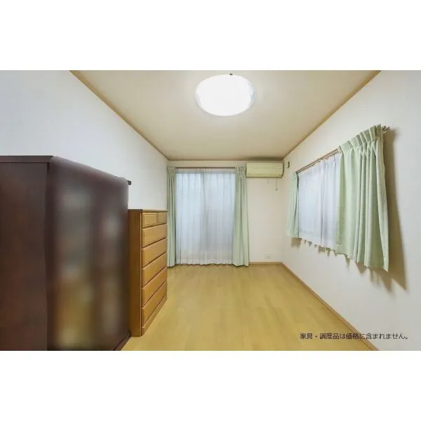 岩倉市大市場町郷廻 洋室