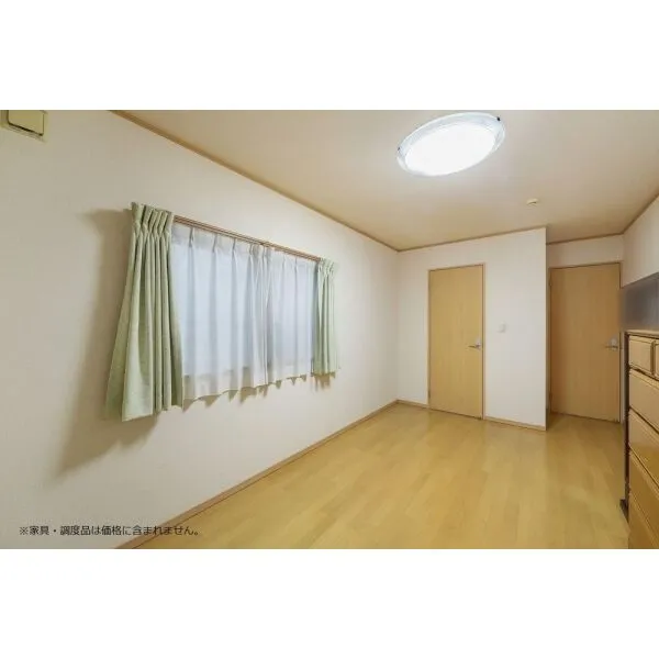 岩倉市大市場町郷廻 洋室
