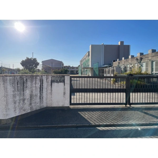 名古屋市瑞穂区片坂町２丁目 中根小学校（小学校）まで約1300m（徒歩17分）