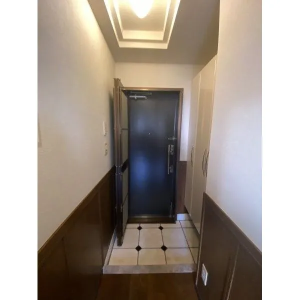 プロパレス豊中庄内西町ヴァローレ 玄関