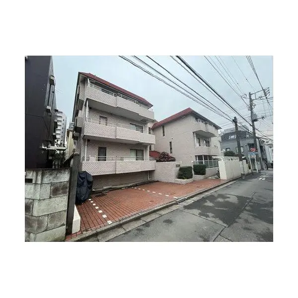 メイゾン初台 外観