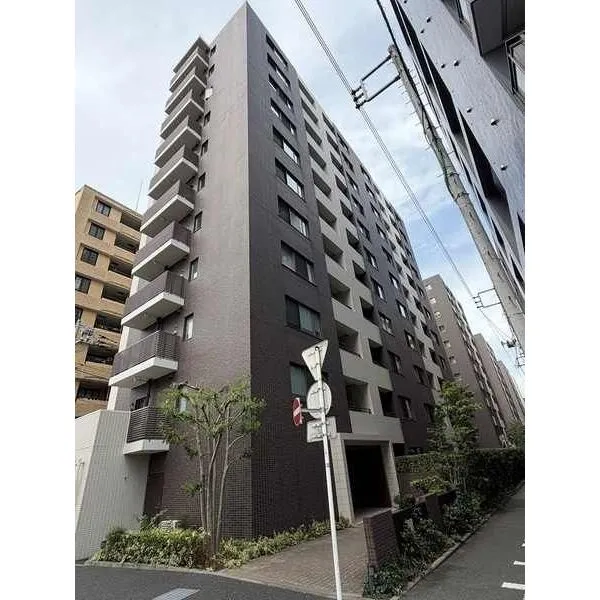 BELISTA横浜四番館 ビッグターミナル「横浜」駅まで徒歩18分。他複数路線を利用でき、通勤やお出かけに便利な立地です。