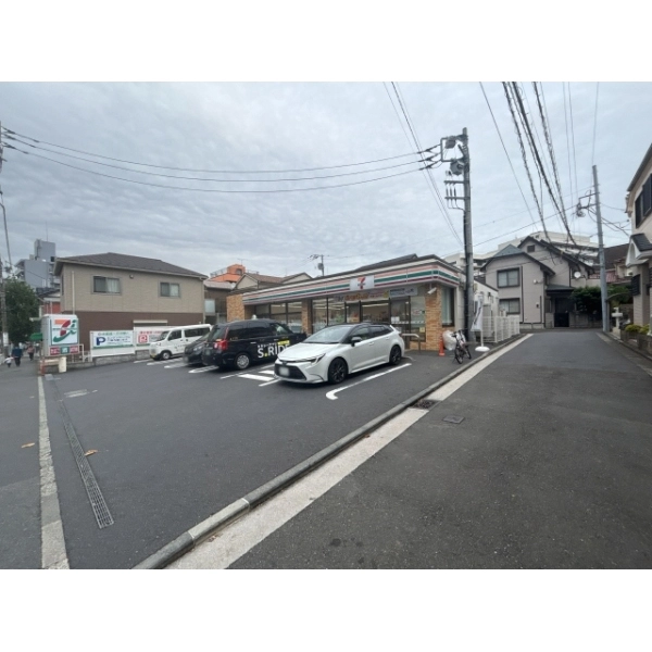 横浜市西区伊勢町３丁目 セブンイレブン横浜伊勢町3丁目店（コンビニ）まで約130m（徒歩2分）