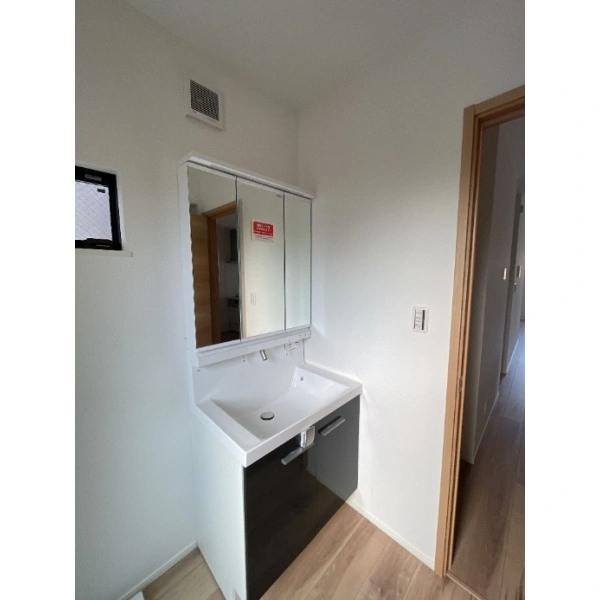 横浜市西区伊勢町３丁目 洗面室