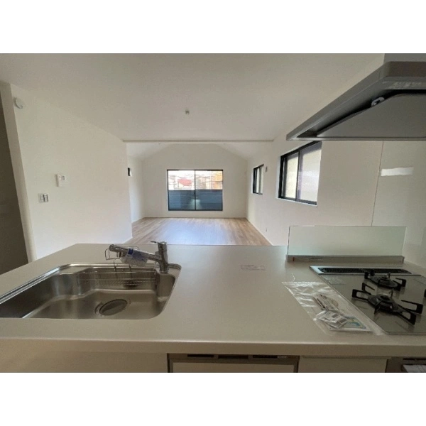 横浜市西区伊勢町３丁目 室内の様子