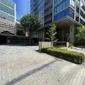 堂島ザ・レジデンスマークタワー 地下鉄四つ橋線「西梅田」駅徒歩3分・JR東西線「北新地」駅徒歩5分など交通利便性の高い立地です。