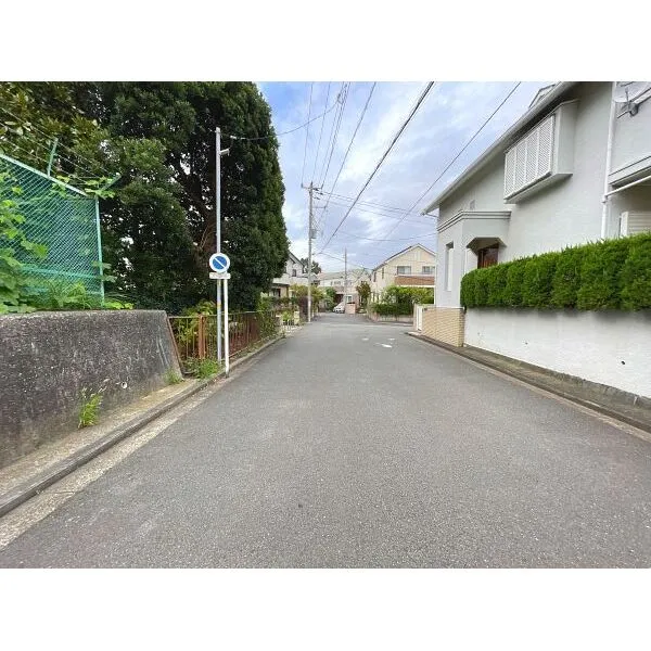 横浜市保土ケ谷区境木本町 前面道路