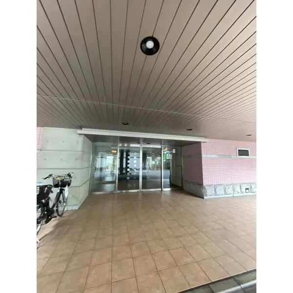 サングランデ桜橋 エントランス