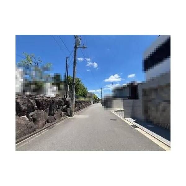 高槻市美しが丘１丁目 前面道路