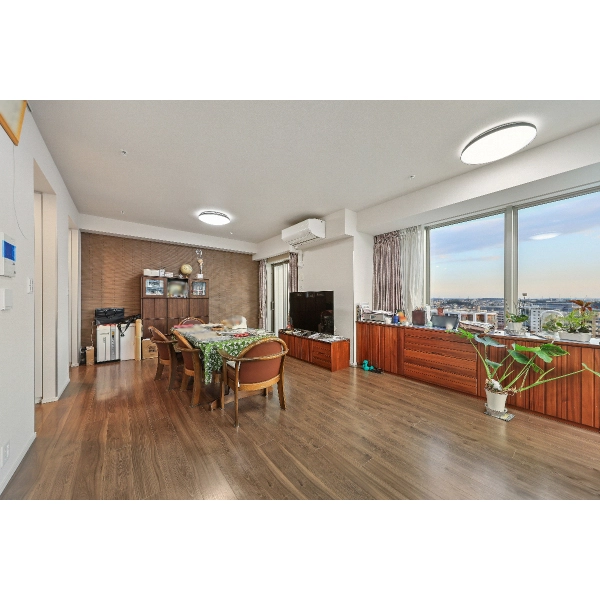 リーフィアタワー海老名アクロスコート リビングダイニング約18.8畳