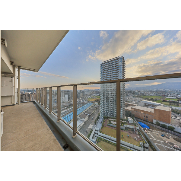 リーフィアタワー海老名アクロスコート 北西側バルコニー