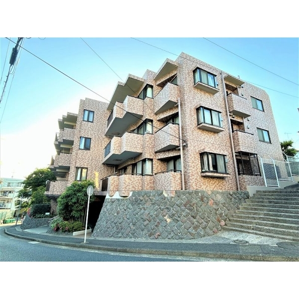 ルネ東寺尾中台 外観