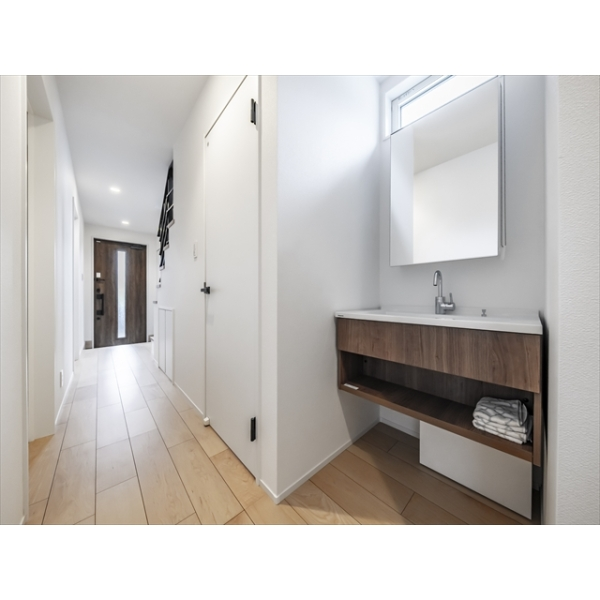 名古屋市千種区徳川山町３丁目 1階洗面、家具、調度品は価格に含まれません