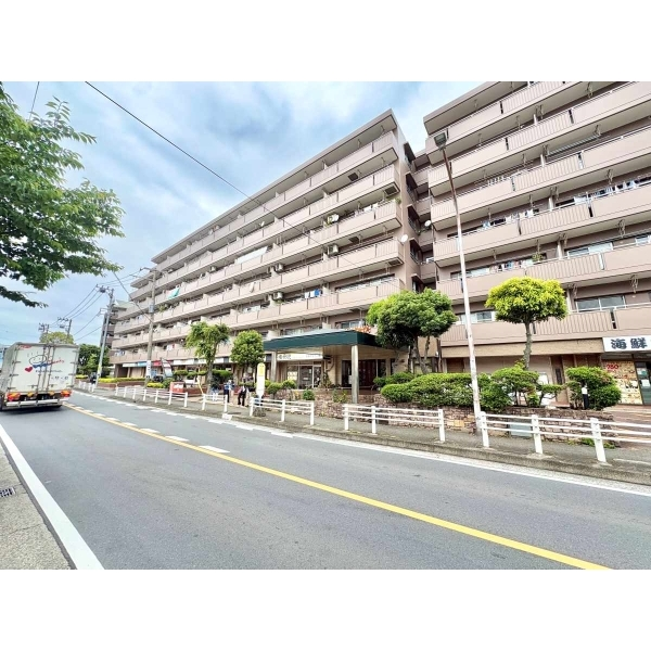ＮＩＣライブステイツ戸塚ガーデン 外観