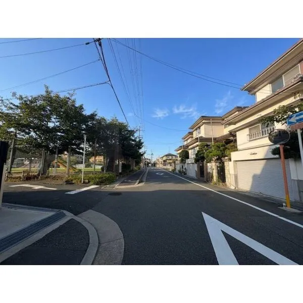 箕面市桜井１丁目 前面道路