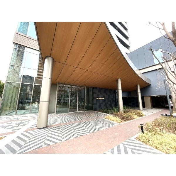 ＭＩＤ　ＴＯＷＥＲ　ＧＲＡＮＤ エントランス