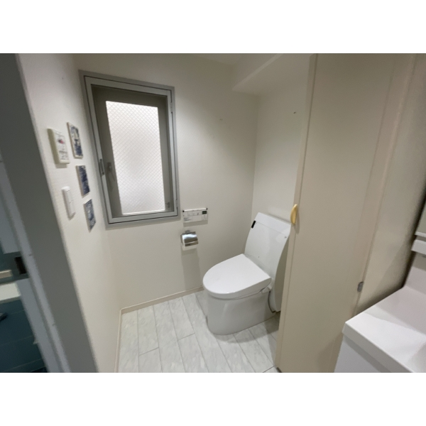 逗子マリーナ厚生用建物８号棟 トイレ