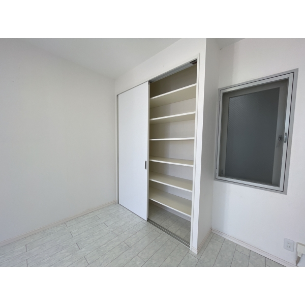 逗子マリーナ厚生用建物８号棟 収納