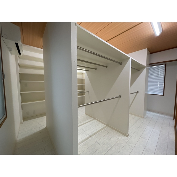 逗子マリーナ厚生用建物８号棟 WIC