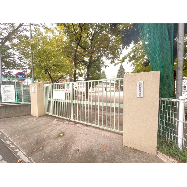 杉並区上井草４丁目 杉並区立桃井第四小学校（小学校）まで約640m（徒歩8分）